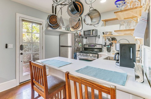 F. Q. Story Cottage | 1 Mi to Dtwn: Updated Guesthouse in Phoenix!