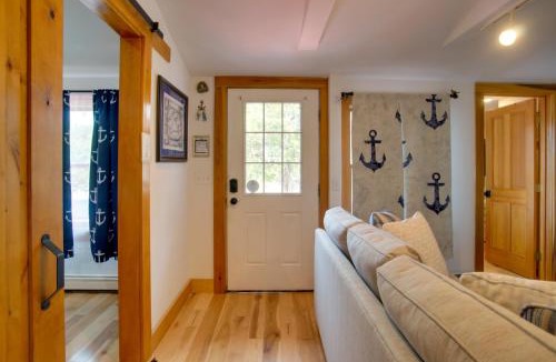 East Chop House | 1 Mi to Ferry Terminal: Oak Bluffs Family Retreat!