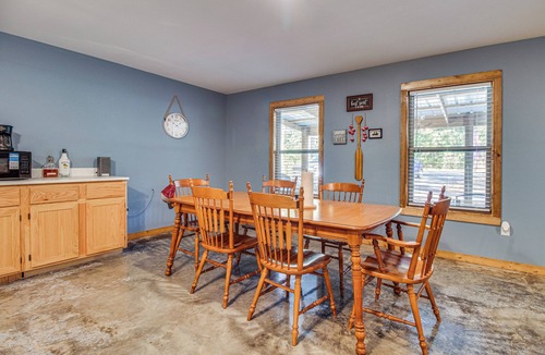 Higden House | 1 Mi to Greers Ferry Lake! Outdoor Adventure Base