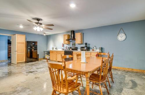 Higden House | 1 Mi to Greers Ferry Lake! Outdoor Adventure Base