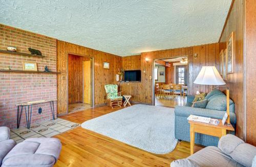 Thermopolis House | 1 Mi to Hot Springs State Park: Rustic Wyoming Gem