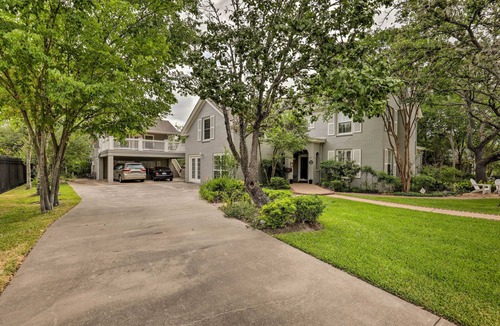 Oakwood Apartment | < 1 Mi to Kyle Field: Cozy Studio w/Outdoor Space
