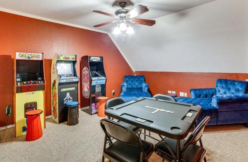 Emory House | 1 Mi to Lake Fork! Countryside Escape w/Pool
