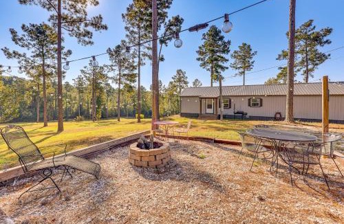 Amity House | ~ 1 Mi to Lake Greeson & Ramp: 'Lazy Bear Cabin'