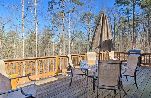 Hot Springs Village House | < 1 Mi to Lake: Hot Springs Village Escape w/Deck