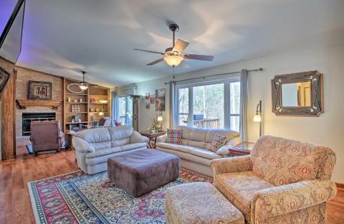Hot Springs Village House | < 1 Mi to Lake: Hot Springs Village Escape w/Deck