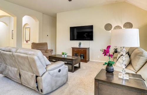 Pflugerville House | 1 Mi to Lake Pflugerville! Charming Family Home