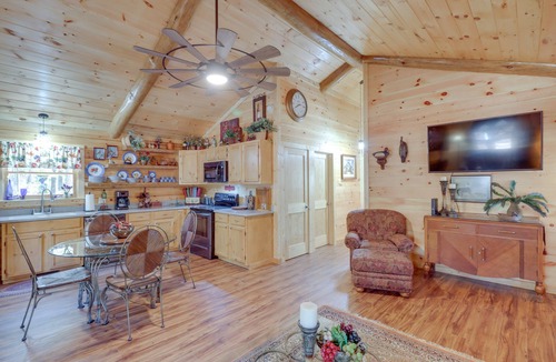 Tumbling Shoals Cabin | 1 Mi to Lake! Tumbling Shoals Cabin w/Fire Pit