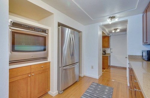 Pinehurst House | < 1 Mi to Mall! Bright Single-Level Seattle Home