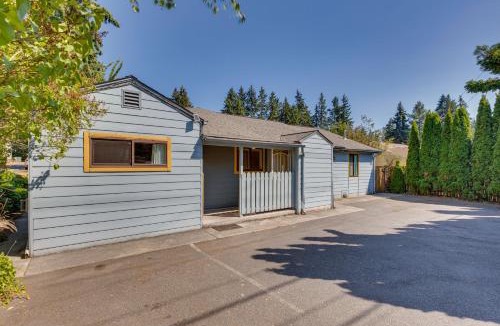 Pinehurst House | < 1 Mi to Mall! Bright Single-Level Seattle Home