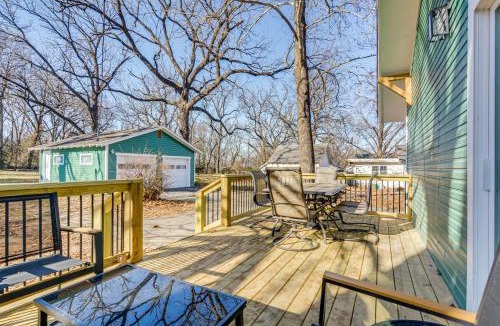 Springfield House | < 1 Mi to MSU! Updated Springfield House w/Deck