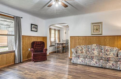 Sullivan House | 1 Mi to Park & Lake! Charming Retreat in Sullivan