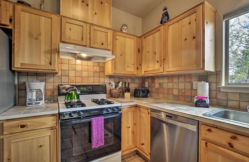 West Manhattan House | 1 Mi to Santa Fe Plaza: Quiet Home w/Patio
