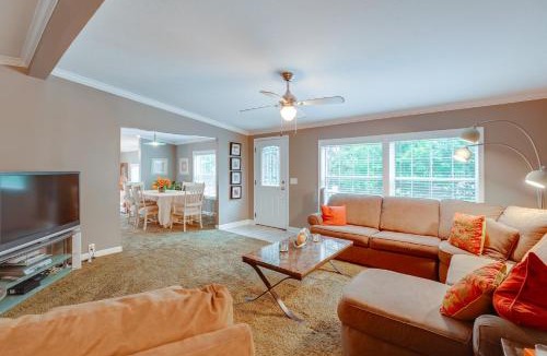 Mears House | 1 Mi to Silver Lake Sand Dunes: Deck, Grill & Yard