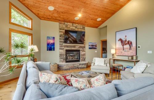 Breckenridge Heights House | 1 Mi to Ski: Breckenridge Home w/View & Hot Tub