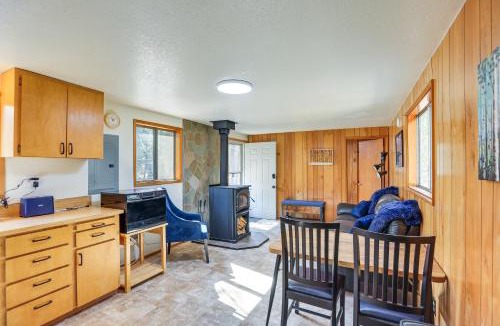 La Pine House | 1 Mi to State Park: Peaceful La Pine Cabin w/Deck