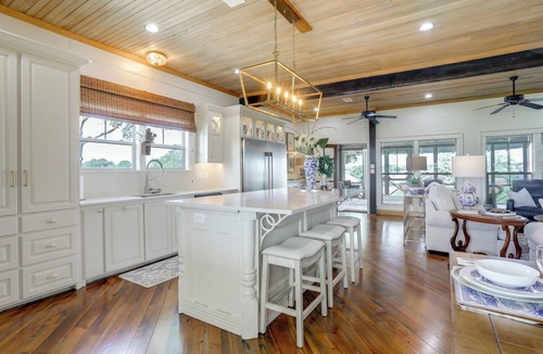 Ventress House | 1 Mi to the River! Relaxing Lake-View Oasis