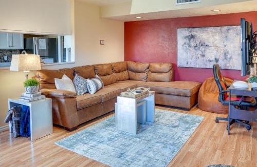 Northeast Heights House | 1 Mi to UNM: Convenient Albuquerque Townhome!