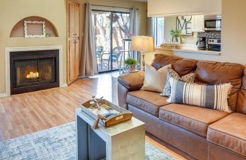 Northeast Heights House | 1 Mi to UNM: Convenient Albuquerque Townhome!