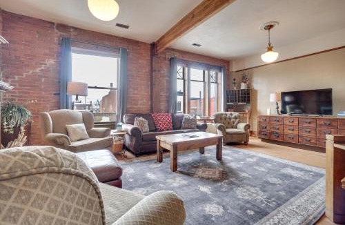 Laramie Apartment | 1 Mi to UW: Historic Laramie Apt