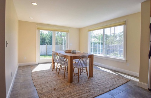 Orleans House | 1 min drive to Rock Harbor, 2 min to Town!