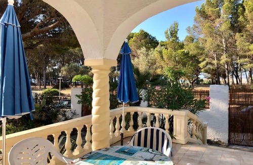 Miami Platja Villa | 1 minute to the beach! Family-sized Garden and BBQ