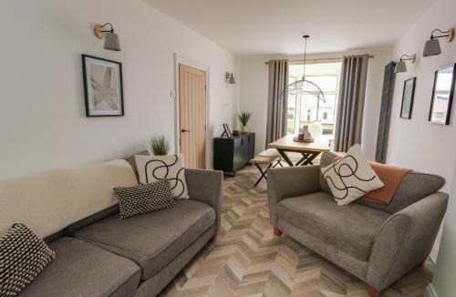 Llanfachraeth House | 1 Mona Terrace
