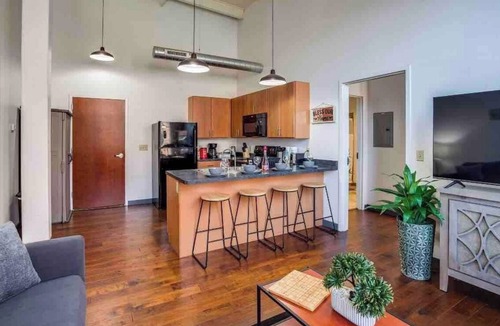 Rochester Apartment | 🌆^1 NY Style Centric Loft with King Bed by Park av