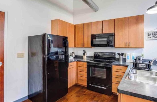 Rochester Apartment | 🌆^1 NY Style Centric Loft with King Bed by Park av