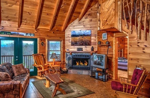 Sevierville Cabin | 1 of A Kind Log Cabin, Incredible 360 Views, Completely Private, HotTub, Firepit