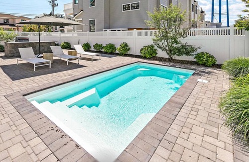 South Beach Haven House | 1 off ocean, pool, new construction, holgate