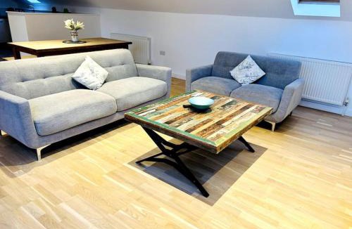 Pagham House | 1 Old Sefter School House