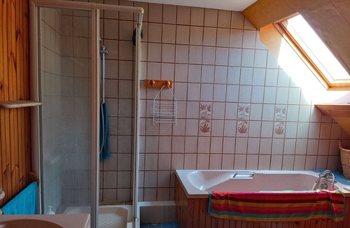 Fruges House | 1-person bed, large desk