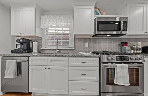 Washington House | #1 Prime location, updated style in lovely historic Washington, NC!