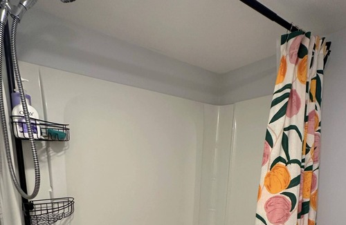 Hooksett Apartment | 1 private bedroom & private half bathroom in shared home