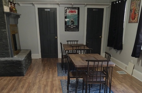 Winder Apartment | 1 Queen bed, Great Amenities! rm 2.