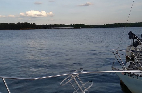 Winder Apartment | 1 Queen bed, Great Amenities! rm 2.