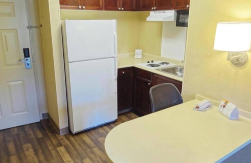 Secret Cove Apartment | 1 Queen Bed | Non-Smoking, Kitchen, Sofa-Bed