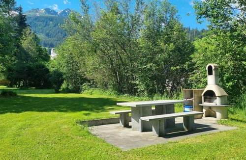 Savognin Apartment | 1 room apartment for 3 people with a view of the ski slope