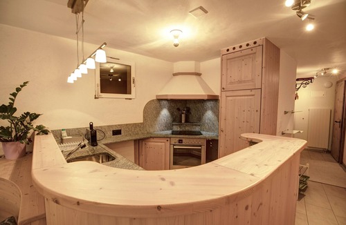 Silvaplana Apartment | 1-room flat with garden view on the 3rd floor