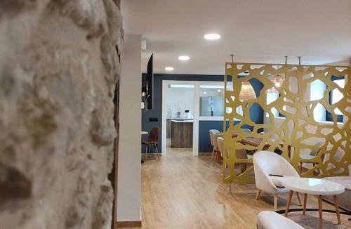 Allin Bed & Breakfast | 1 room with bathroom and breakfast near Urederra.