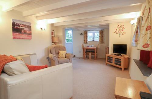 Lansallos House | 1 Rose Cottages