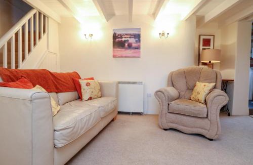 Lansallos House | 1 Rose Cottages