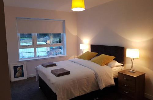 Auchengray Apartment | 1 Royal View Apartments