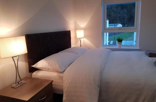 Auchengray Apartment | 1 Royal View Apartments