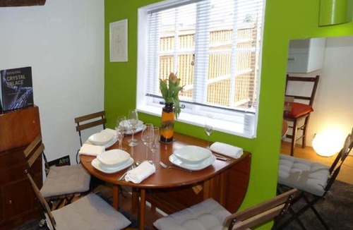 Ticehurst House | 1 St Marys Lane