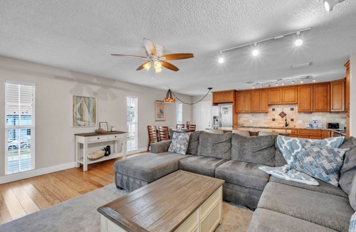 Holmes Beach Villa | 1 Step Closer 2 Bedroom Villa by RedAwning