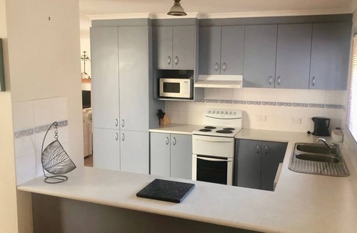 Sandy Point House | 1 Tecoma Ave