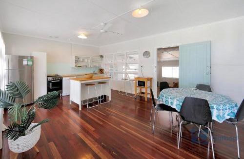 Woodgate House | 1 The Esplanade