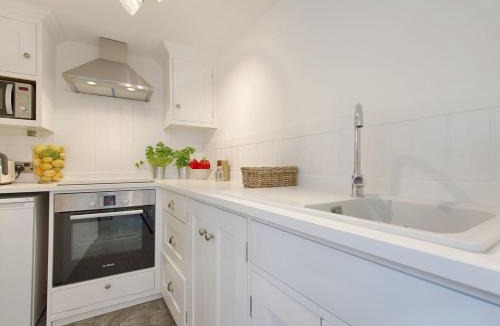 Lympstone House | 1 The Quay